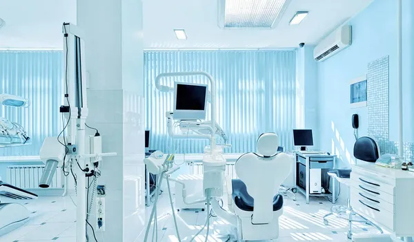 عيادة عاجي لطب الاسنان